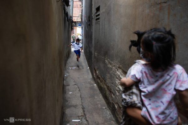 tiny alleys of Saigon