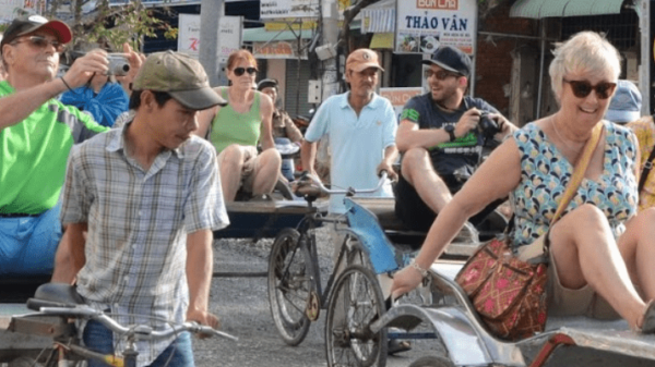 “Xe loi” riding through alleys in Chau Doc, An Giang province