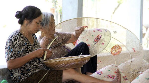 300-Year-Making-Horse-Hat Village In Binh Dinh