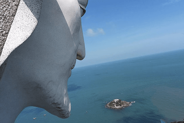 Outstanding view from the shoulder of Jesus Christ statue