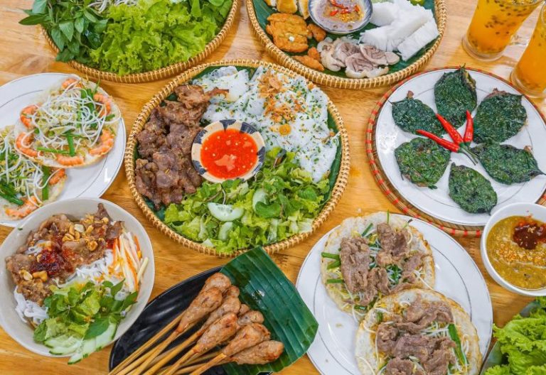 Read more about the article What Can You Explore On Your Vietnam Culinary Tours?